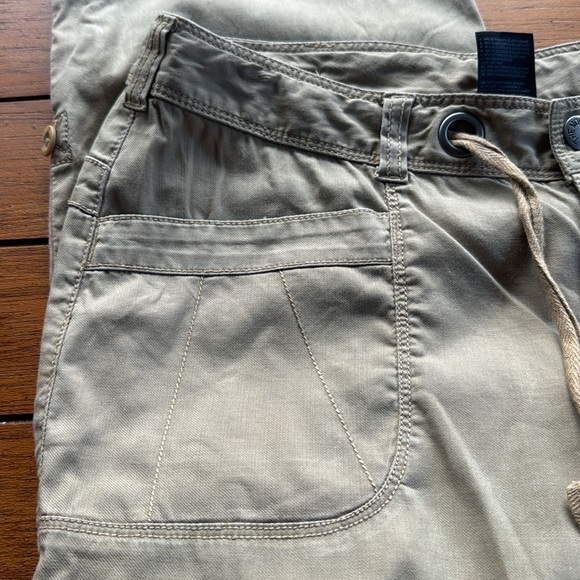 THE NORTH FACE Womens Pants Size 6 Tan Chino Straight Convertible NOBLE STRETCH - Picture 3 of 13